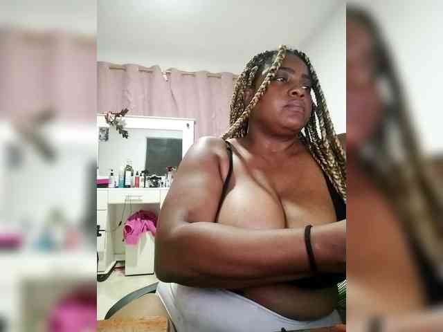 GoddessCarrie webcam