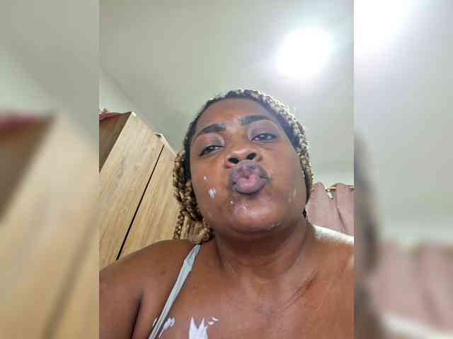 GoddessCarrie webcam