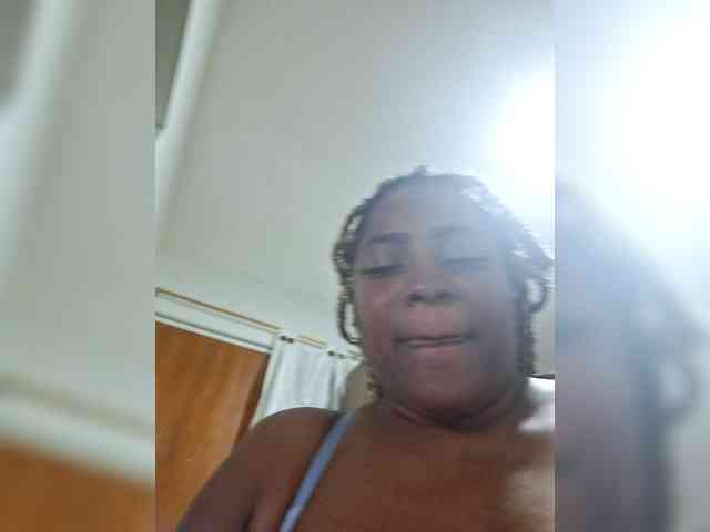 GoddessCarrie webcam