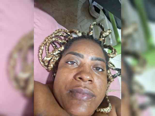 GoddessCarrie webcam