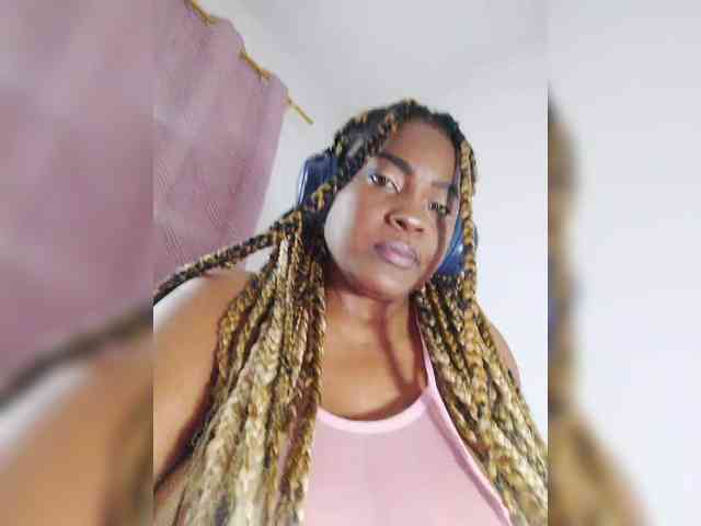 GoddessCarrie webcam