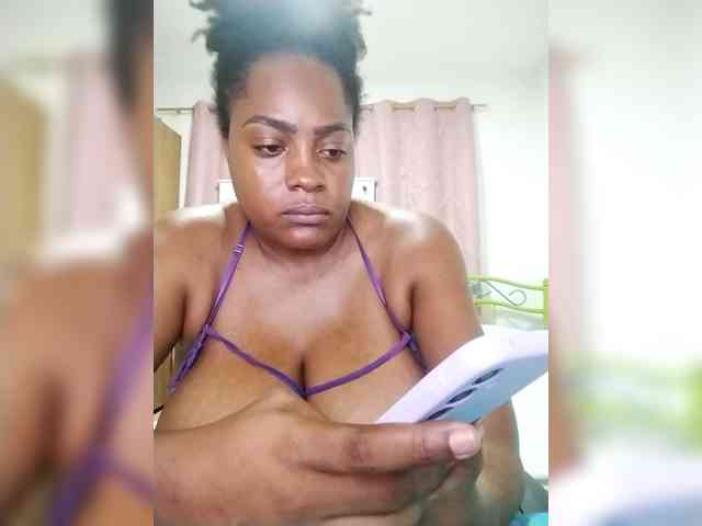 GoddessCarrie webcam