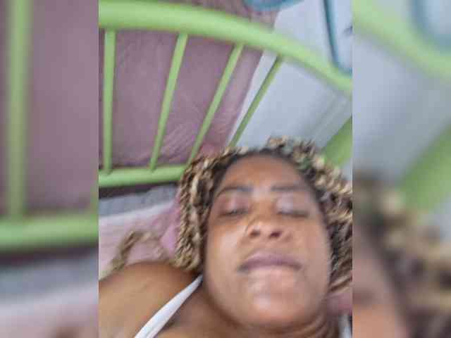 GoddessCarrie webcam