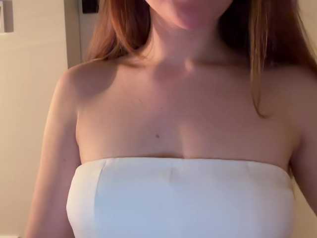 BabeRosiee's BongaCams show and profile