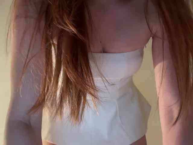 GoddessBratRosa webcam