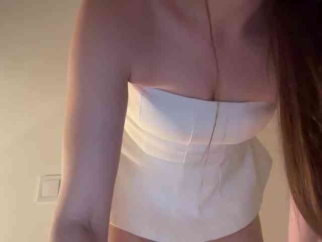 GoddessBratRosa webcam