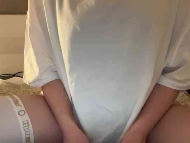 GoddessBratRosa webcam