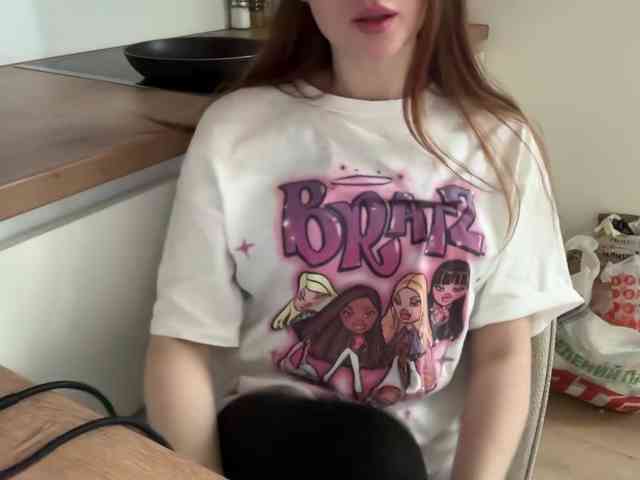 GoddessBratRosa webcam