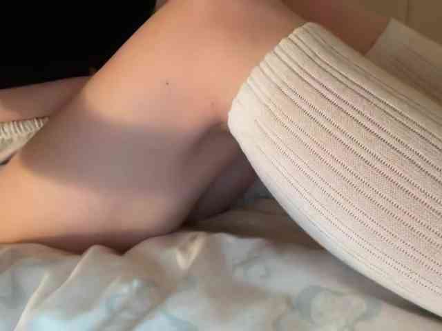 GoddessBratRosa webcam