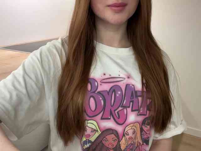 GoddessBratRosa webcam