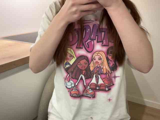 GoddessBratRosa webcam