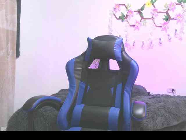 Lilithsong webcam