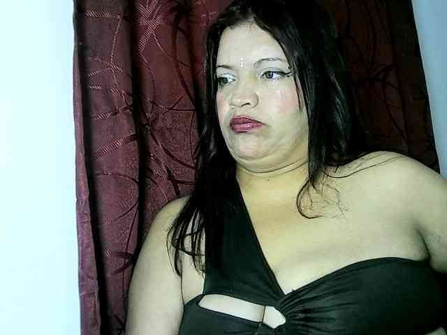 Bigmami-squirt webcam