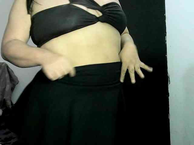 Bigmami-squirt webcam
