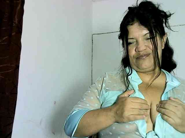 Bigmami-squirt webcam