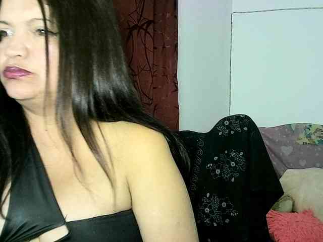 Bigmami-squirt webcam