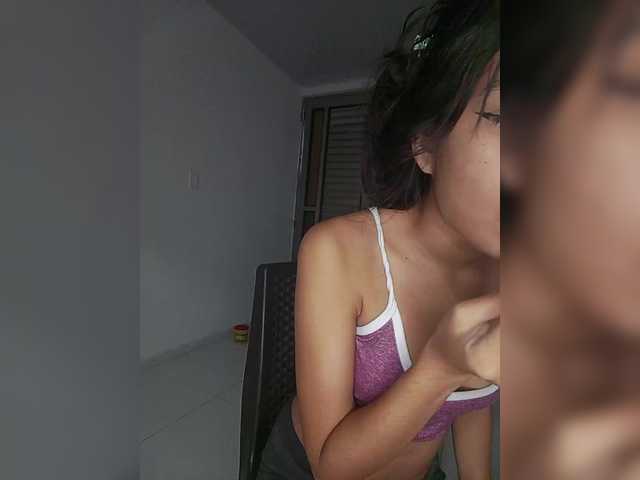 Try BongaCams's ROOMEXOTIC11 ROOMEXOTIC11 from BongaCams