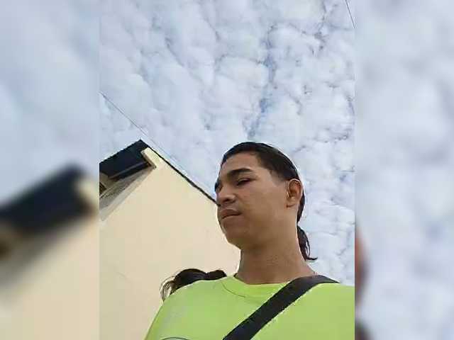 ROOMEXOTIC11's BongaCams show and profile