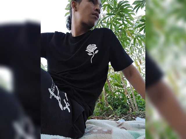 ROOMEXOTIC11's BongaCams show and profile