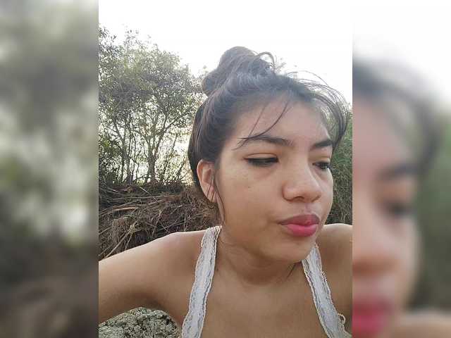 ROOMEXOTIC11's BongaCams show and profile