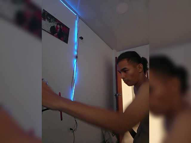 ROOMEXOTIC11 from BongaCams