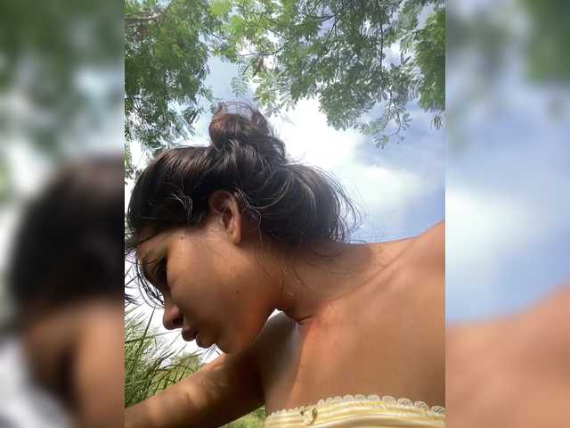 ROOMEXOTIC11's BongaCams show and profile