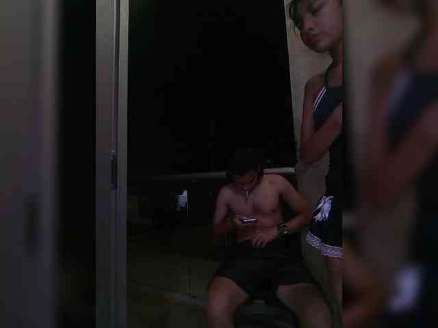 ROOMEXOTIC11 webcam
