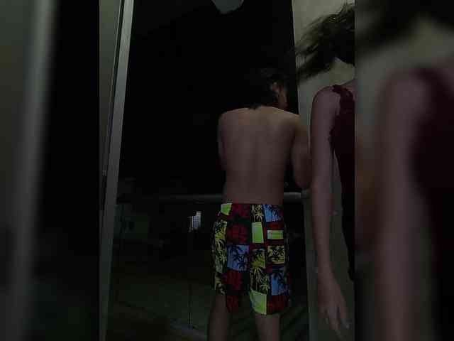 ROOMEXOTIC11 webcam