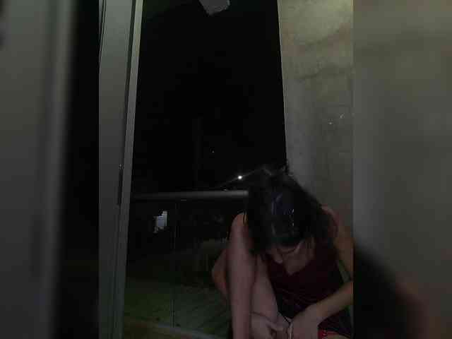 ROOMEXOTIC11 webcam