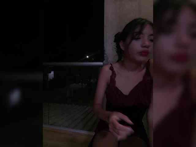 ROOMEXOTIC11 webcam