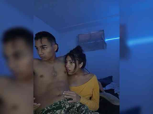 ROOMEXOTIC11 webcam