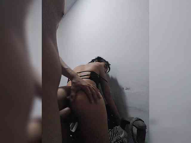 amateur porn cam ROOMEXOTIC11