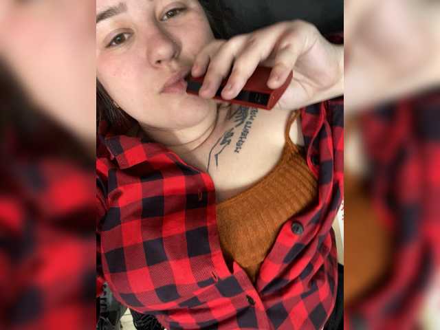 Diana13a's BongaCams show and profile