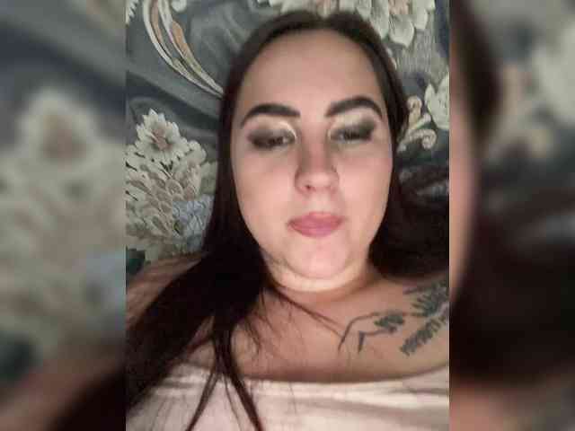 MilanaTaylor webcam