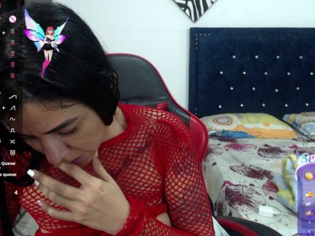 Mimibustamante33's BongaCams show and profile