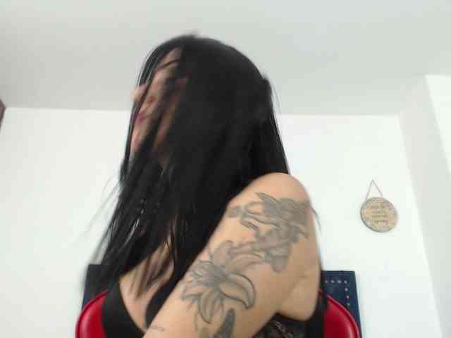 Mimibustamante33 webcam