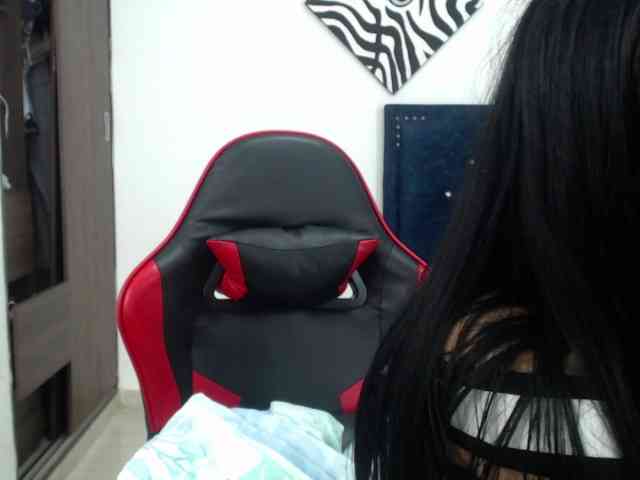 Mimibustamante33 webcam