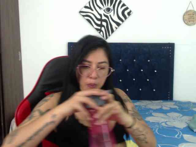 Mimibustamante33 webcam