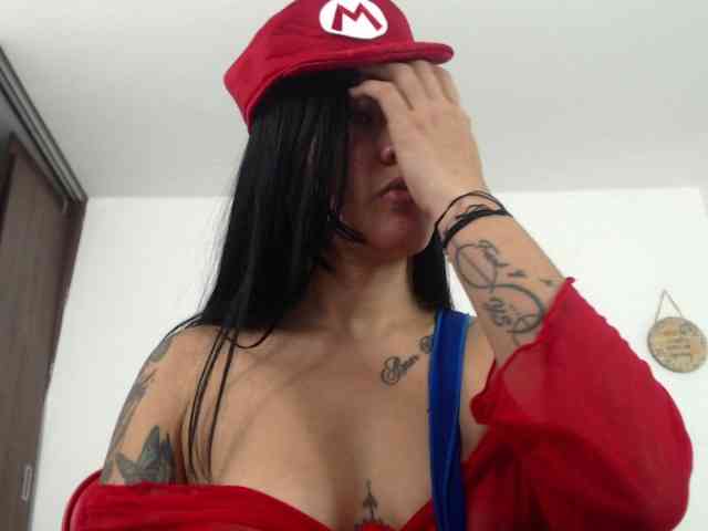 Mimibustamante33 webcam