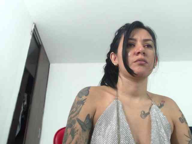 Mimibustamante33 webcam