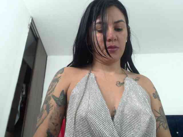 Mimibustamante33 webcam