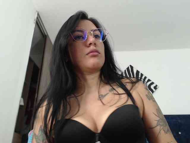 Mimibustamante33 webcam