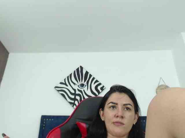 Mimibustamante33 webcam