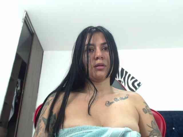 Mimibustamante33 webcam
