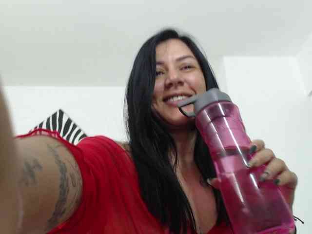 Mimibustamante33 webcam