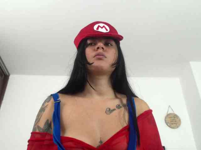 Mimibustamante33 webcam