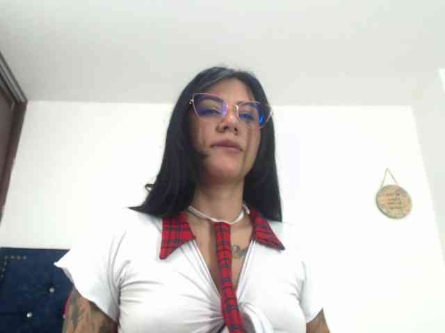 Mimibustamante33 webcam