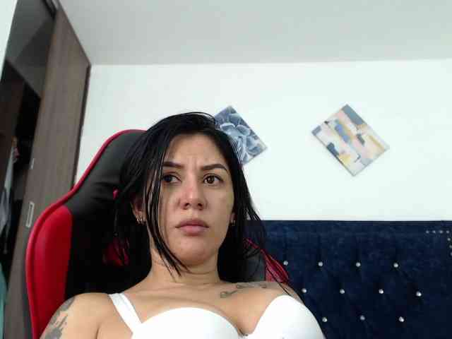 Mimibustamante33 webcam
