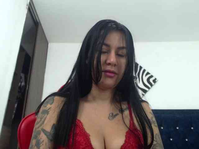 Mimibustamante33 webcam