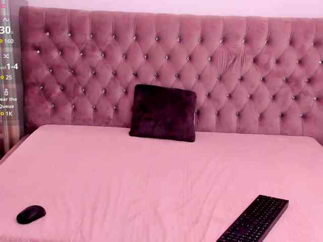 web cam striptease BiaMonroe